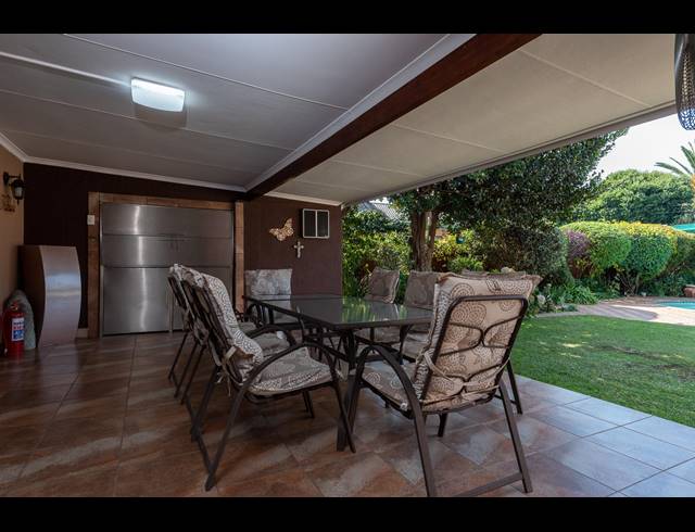 4 BEDROOM HOUSE SOLD IN BRACKENHURST